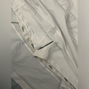 Lululemon size 6 skirt